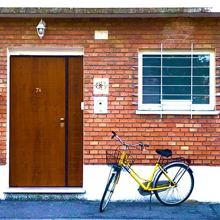Stanza E Bagno Privato, Idromassaggio Con Extra Fee, In Appartamento แฟร์รารา ภายนอก รูปภาพ