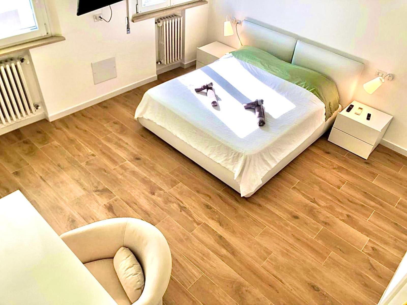 Stanza E Bagno Privato, Idromassaggio Con Extra Fee, In Appartamento แฟร์รารา ภายนอก รูปภาพ